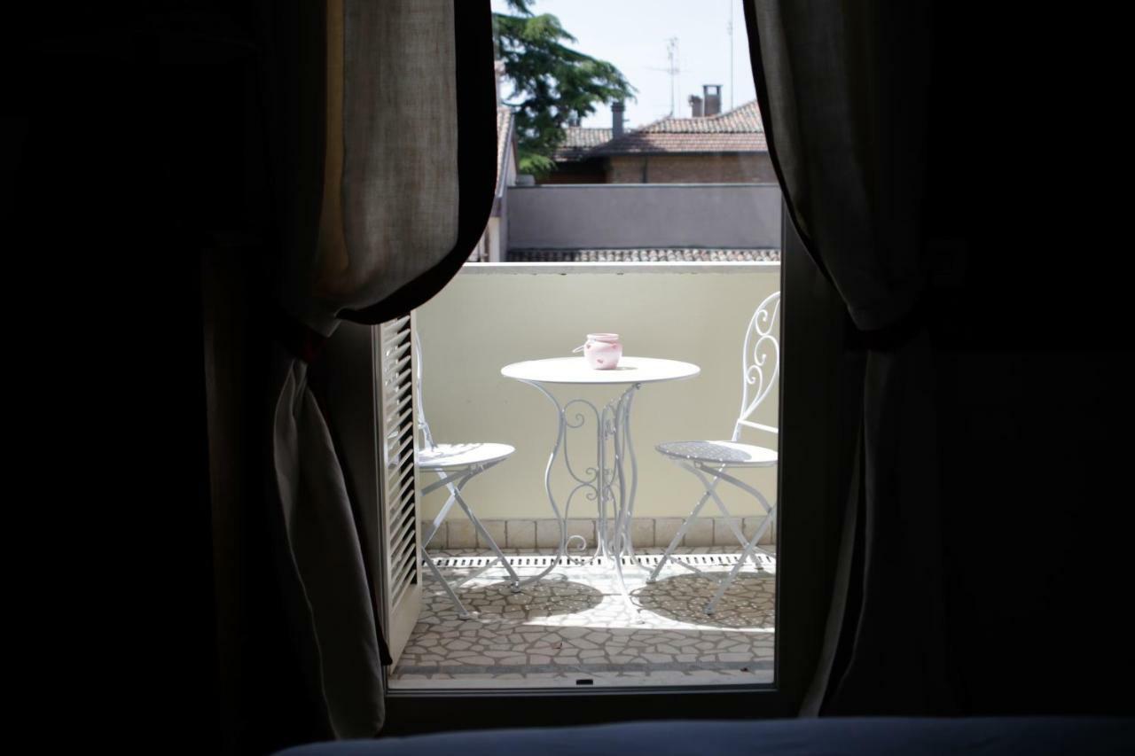 Penthouse In The City Centre Ravenna Exterior foto