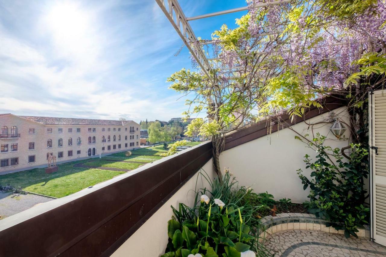 Penthouse In The City Centre Ravenna Exterior foto