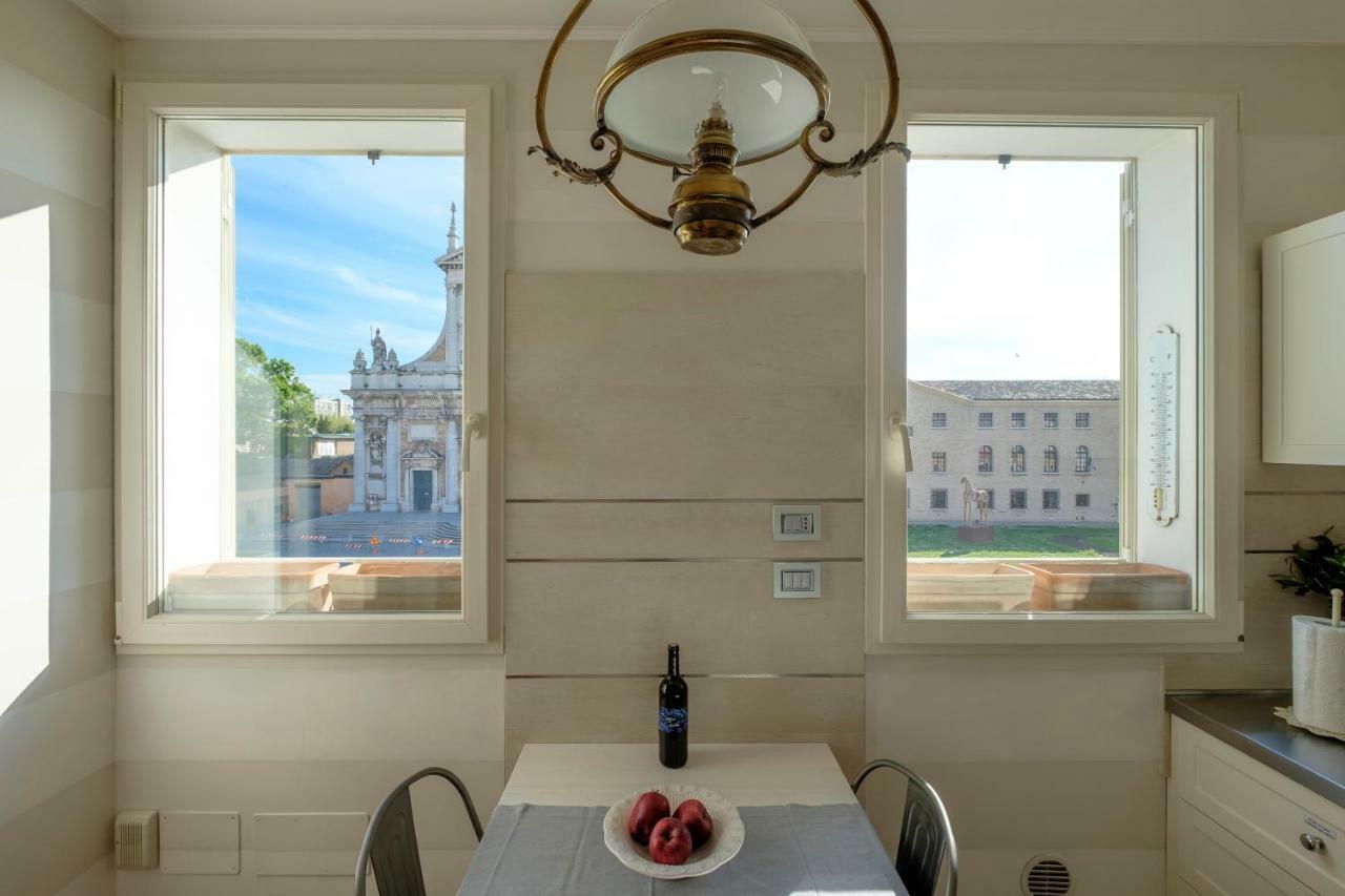 Penthouse In The City Centre Ravenna Exterior foto